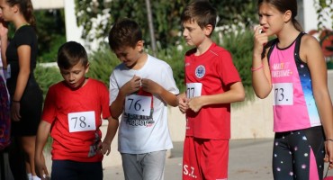 U Mostaru održan kros za djecu vrtića, osnovnih i srednjih škola Grada Mostara