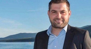 Mešanović Ervin, labin , Politika, facebook profil 