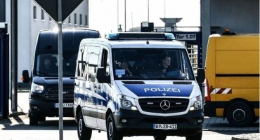 Njemačka, Hrvat, pištolj