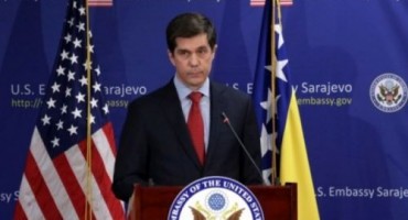 Američko veleposlanstvo ne odgovara na pitanja u vezi Deklaracije SDA
