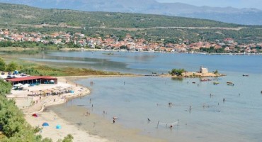 Muškarac na plaži kod Zadra uzvikivao 'Ovo je Srbija', kupače nazivao ustašama