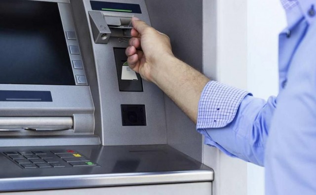 DOBRO JE ZNATI Što učiniti da ne ostanete bez više novca nego što ste mislili uzeti na bankomatu?