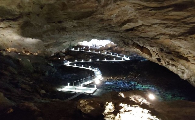 Obnovljena Ravlića pećina i Zip line kojim letite 100 km/h- nova turistička atrakcija Hercegovine