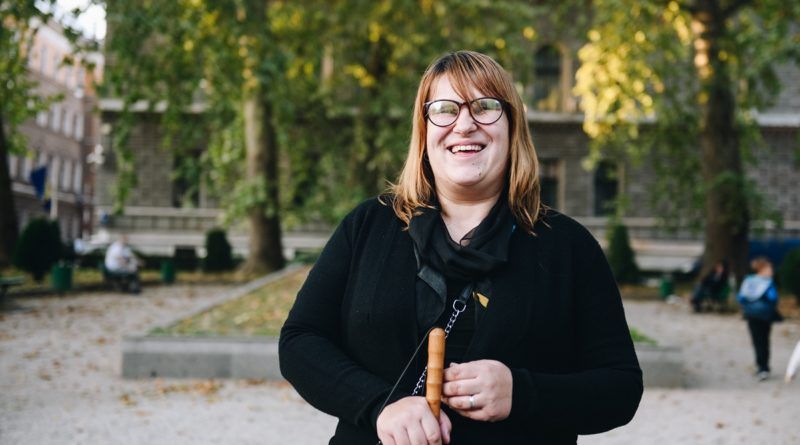 (S)lijepa od rođenja: Humorom i vlastitim primjerom protiv predrasuda