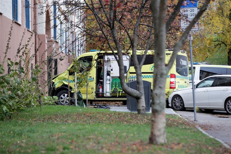 Norveška: Naoružani muškarac oteo vozilo hitne pomoći, pucao po gradu