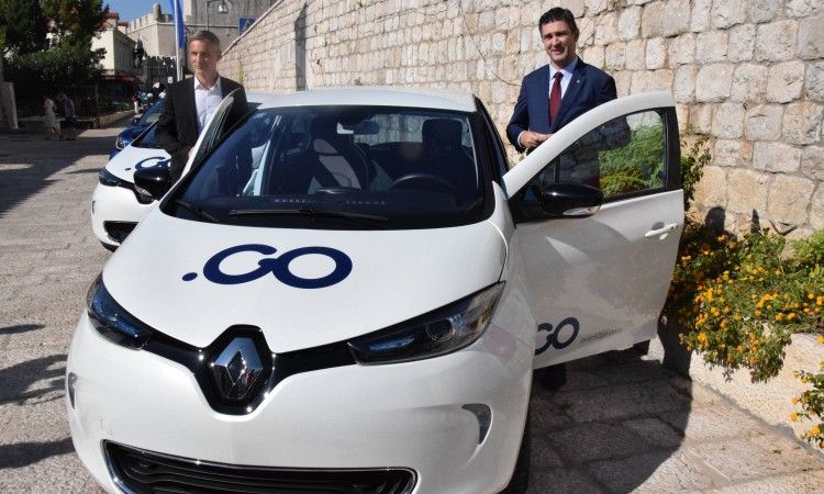Grad Dubrovnik uveo 'car sharing' sustav s 30 električnih vozila