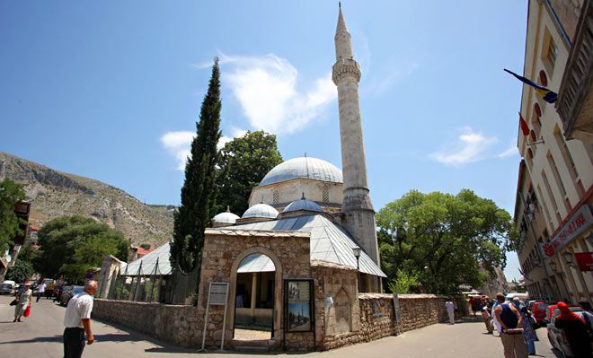 U džamijama BiH upozorili: Klađenje i kockanje u islamu su zabranjeni