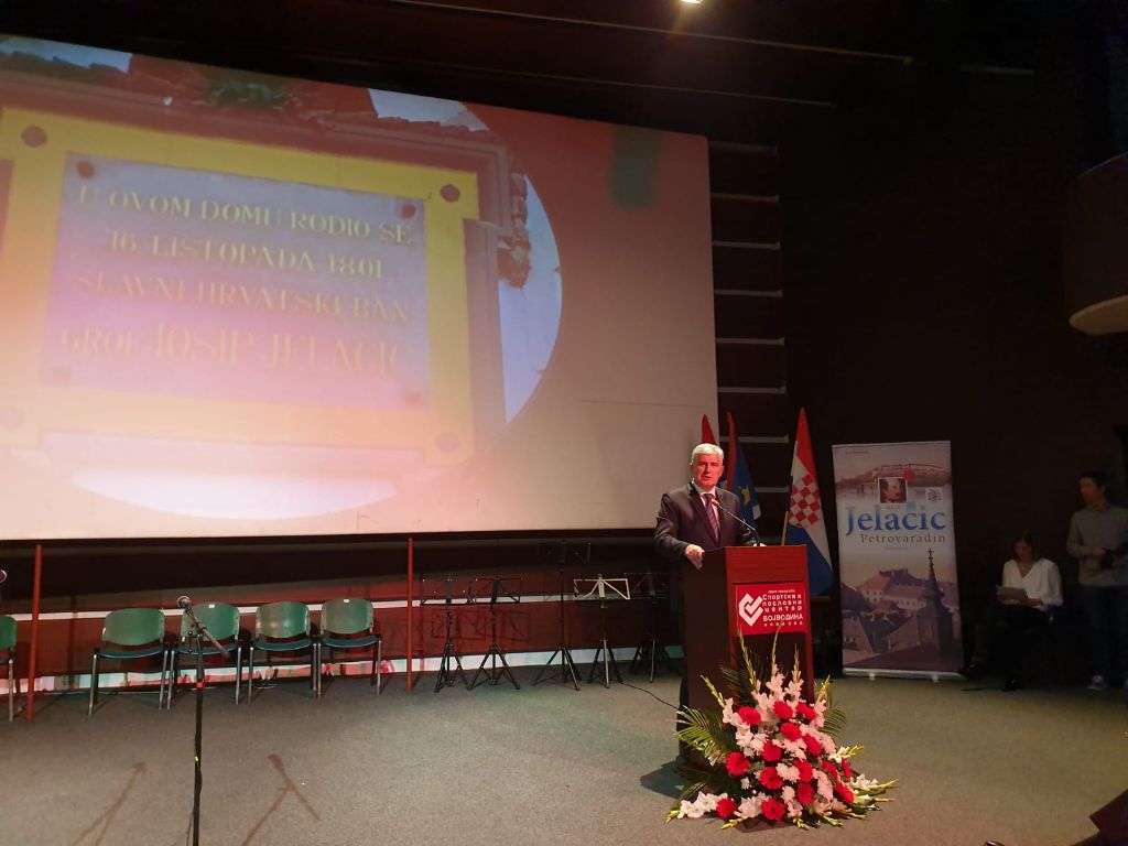 Dragan Čović na svečanoj akademiji Hrvatskog nacionalnog vijeća u Novom sadu