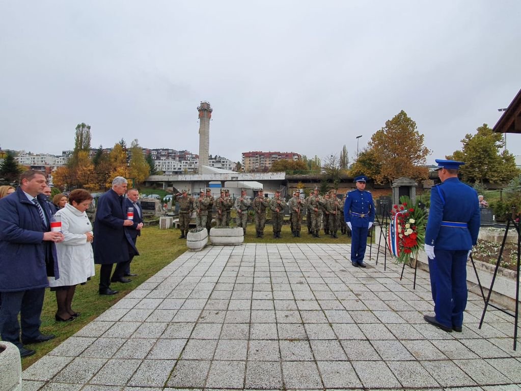 Upriličeno obilježavanje blagdana Svih svetih i dušnog dana u MO BiH i postrojbama OS BiH u Sarajevu