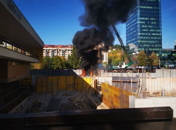 Eksplodirala plinska boca u centru Sarajeva, dvoje ozlijeđenih