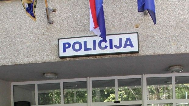 Policija u Tomislavgradu traži pljačkaša s 'fantomkom'