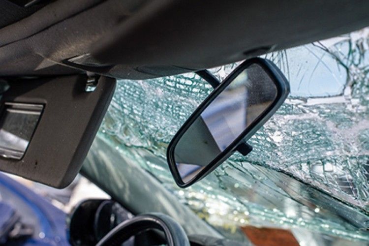 Čapljina: Zabio se vozilom u stub rasvjete i oborio ga na prometnicu