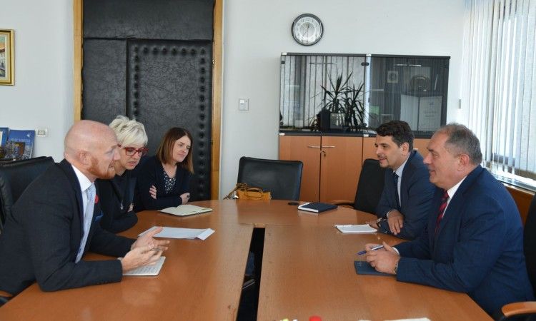 Mektić upoznao Fielda o problemima uspostave suradnje BiH sa EUROPOL-om