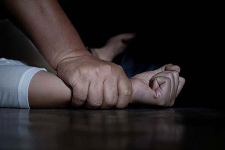 'Nisi to 'tražila'. Nisi kriva. Bila si prokleto i jezivo sama': objavljeno potresno pismo silovanoj 15-godišnjakinji
