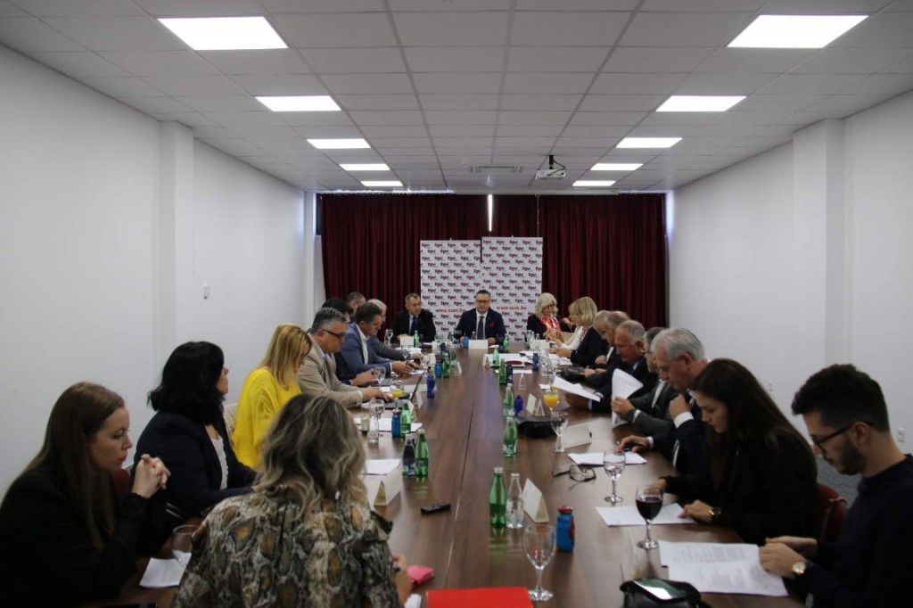 Povijesna sjednica Senata i Upravnog vijeća Sveučilišta u Mostaru održana prvi put u Livnu