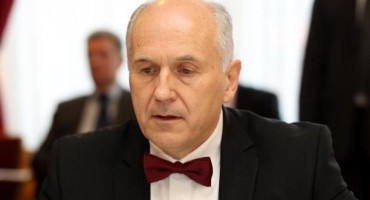 Inzko: Za šest mjeseci izmijeniti Izborni zakon o pitanju Mostara 