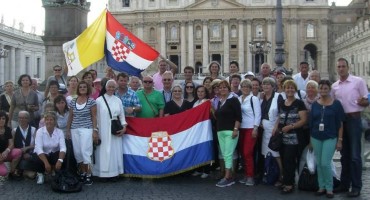 Oko 4 milijuna Hrvata izvan Domovine, oni ostvaruje udio od oko 2,5 do 3 posto BDP-a u hrvatskom gospodarstvu