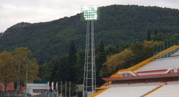HŠK Zrinjski: Proradili novi reflektori na stadionu pod Bijelim brijegom