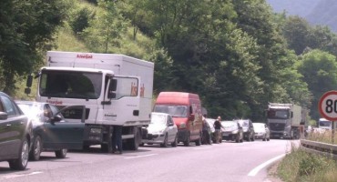 krađa ispred tunela