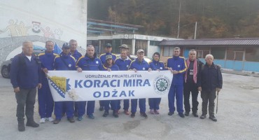 koraci mira , vareš