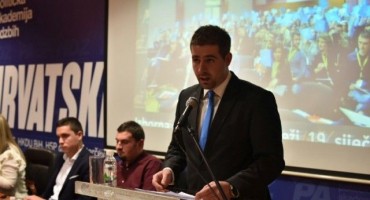 Mladež HDZ-a BiH Mostar broji 3500 članova, formirano 28 temeljnih ogranaka