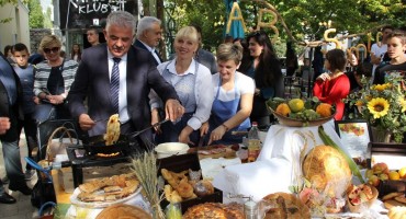 Nevenko Herceg, Vlada HNŽ