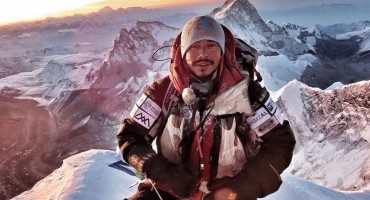 Čudesni Gurka se vratio kući nakon što se uspeo na 14 najviših vrhova svijeta