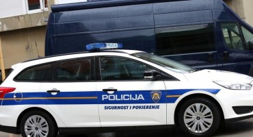 Predao se Sinjanin koji je prijetio eksplozijom