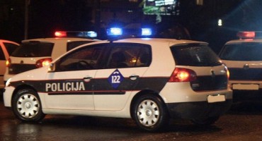 uhićenje huligana, teška prometna nesreća, eksplozija, samoubojstvo, pacjentica 