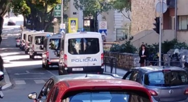Split, navijači, Neredi