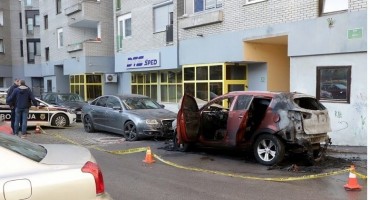 zapaljen terenac , Sarajevo