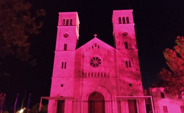 Široki Brijeg, Crkva Uznesenja Blažene Djevice Marije