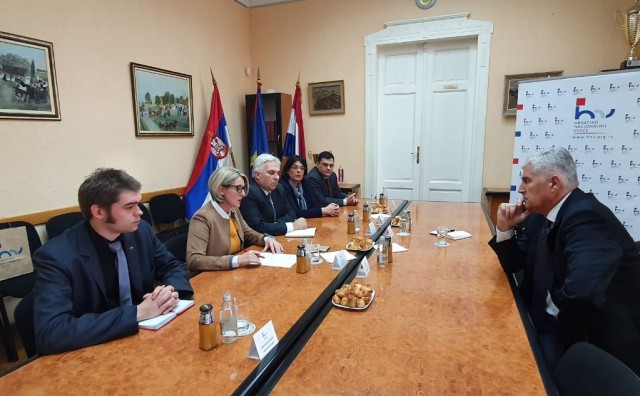 Čović se sastao s izaslanstvima Hrvatskog nacionalnog vijeća i Demokratskog saveza Hrvata u Vojvodini