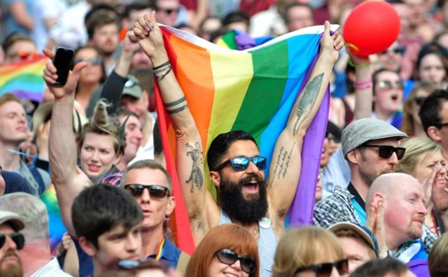 istospolni brak, Sjeverna Irska, pobačaj