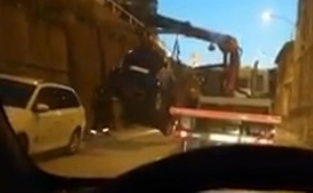 Nevjerojatna scena u Hrvatskoj: Otišao na šišanje, pa mu pauk služba uništila auto