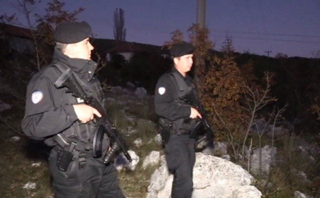 Policija s dugim cijevima redovito obilazi sela u Hercegovini 