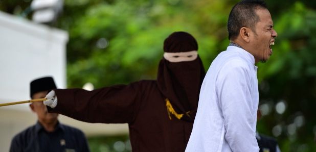 Indonežanski vjerski vođa bičevan zbog bluda