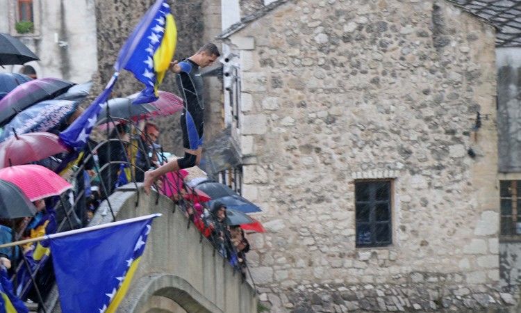 Obilježena godišnjica rušenja Staroga mosta: Oručević: Rušenje Starog mosta najcrnji dan u novijoj povijesti grada na Neretvi