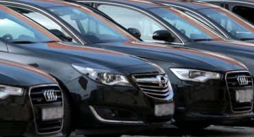 Zakonom zabraniti da se resursi države koriste u promociji političkih stranki