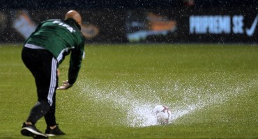 Evo što će se sve dogoditi ako nevrijeme spriječi sraz Hrvatske i Slovačke
