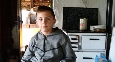 potresna priča, dječak dejan