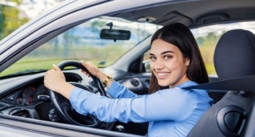 Znanost je potvrdila: Žene su ipak bolji vozači od muškaraca!