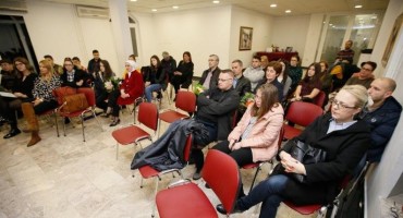 Mostar: Održana promocija knjige 'Tišina'