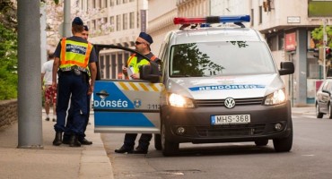 tunel, migranti, Mađarska