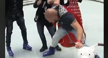 reporter se poskliznuo
