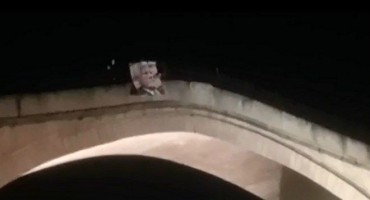 Slika generala Praljka na Starom mostu