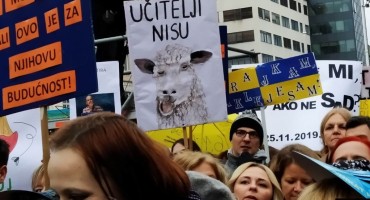 Zagreb: Na prosvjedu sindikata obrazovanja više od 20.000 prosvjednika