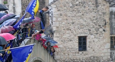 Stari most, rušenje