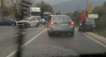 Prometna nesreća u mostarskom naselju Tekija