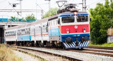 pjesak, ozljede, vlak, vlak